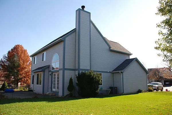 1456 Lancaster Ct — Photo 17