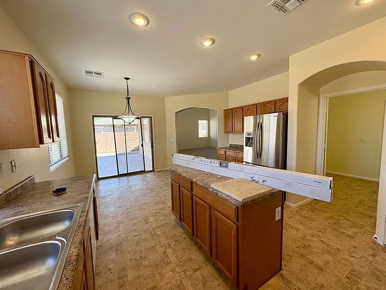 16126 W Meade Ln — Photo 19
