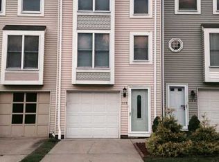 112 Palace Ct, Pittsburgh, PA 15227