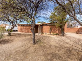 6743 E Montecito Dr, Tucson, AZ 85710