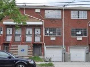 18926 113th Rd, Saint Albans, NY 11412