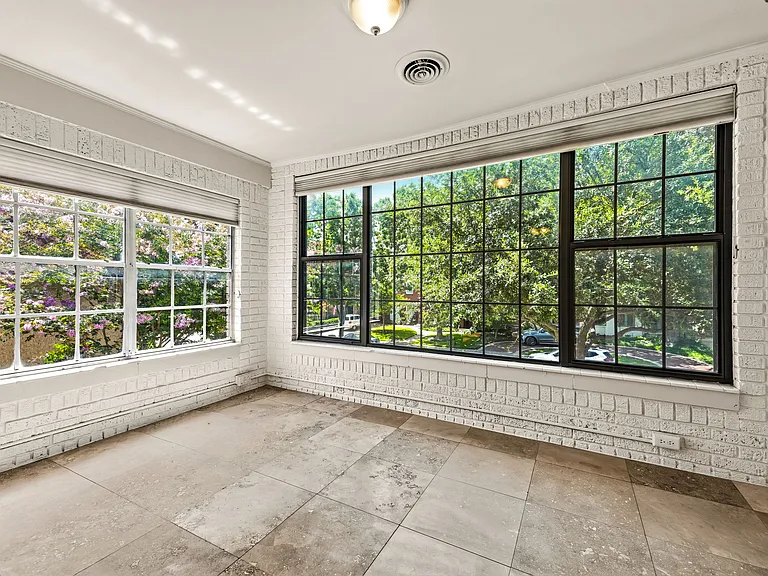 4306 Normandy Ave — Photo 17