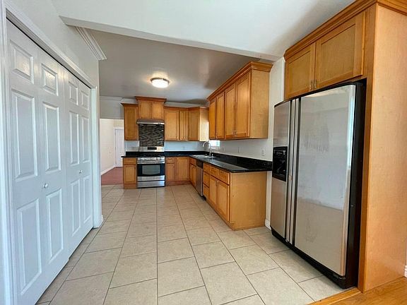 5th image of 257 Sunol St