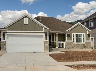 921 Cherry Plum Ln, Kaysville, UT 84037