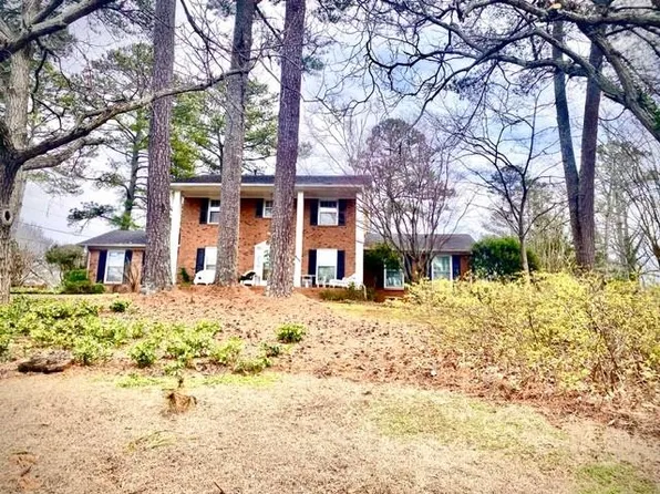 3885 Cloudland Dr SE, Smyrna, GA 30082
