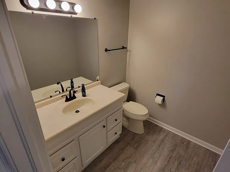 918 Ashmun Ave — Photo 23