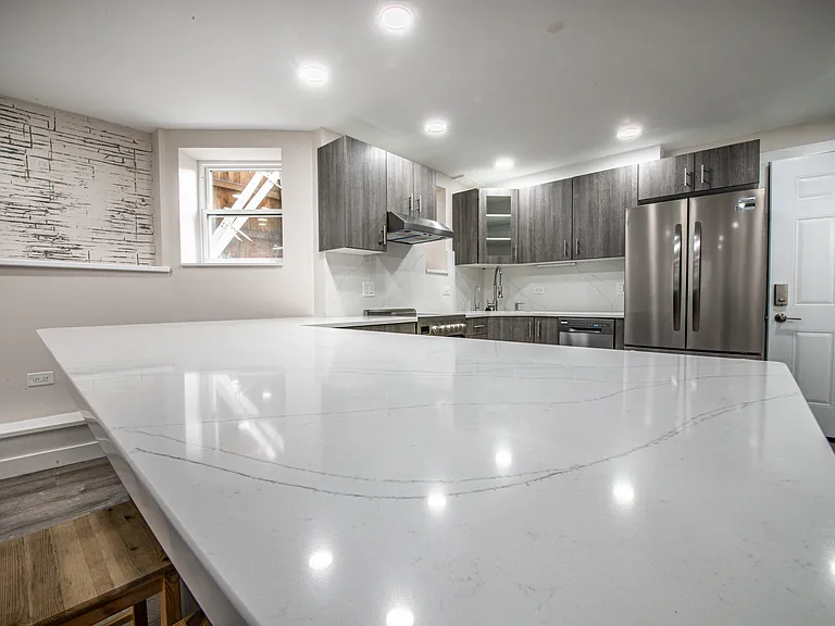 5013 W Montrose Ave #G — Photo 7