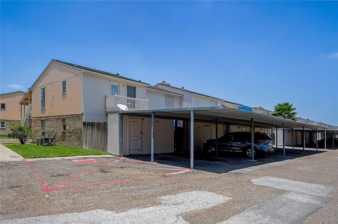 1 bed, 1.0 bath, 543 sqft, $999 — Photo 2