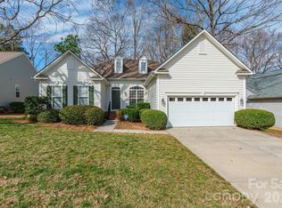 629 Sunset Point Dr, Rock Hill, SC 29732