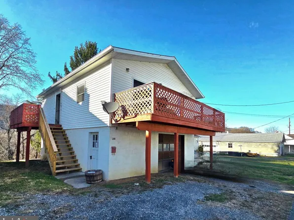 451 Harmison Ln, Romney, WV 26757