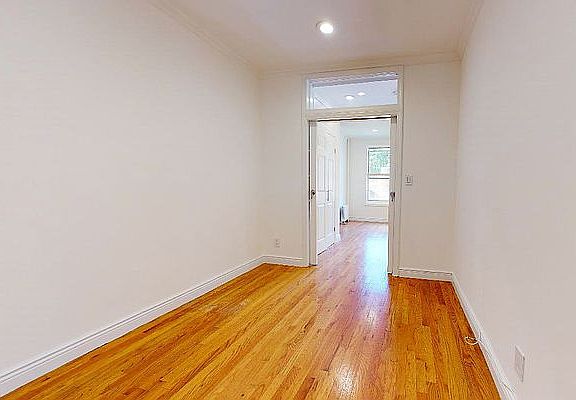 4th image of 84 Bradhurst Ave APT 8