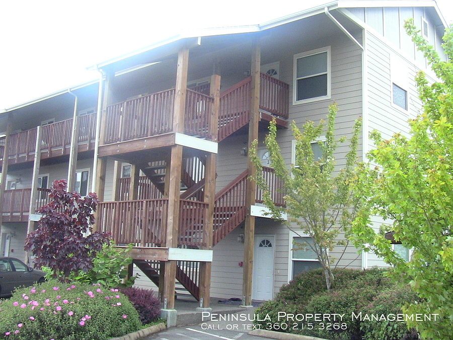 1st image of 111 N Rainier Ave APT 5