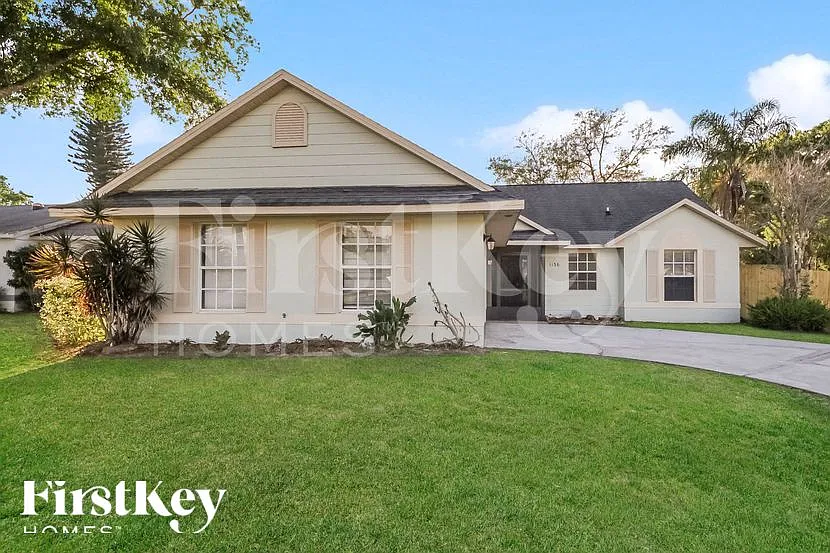 1136 Creek Woods Cir