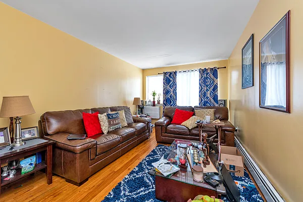 Rented by Remax 1st Choice | media 3