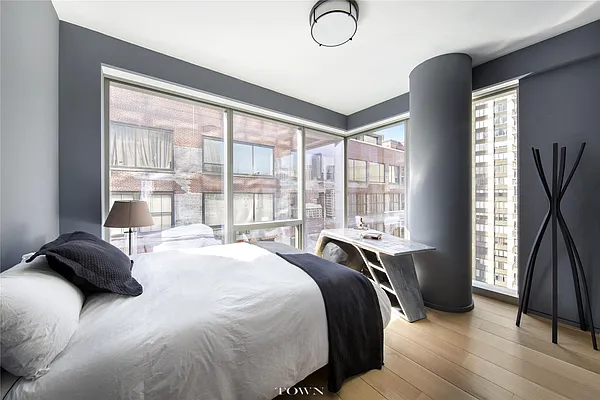 Sold by Town Residential | media 31