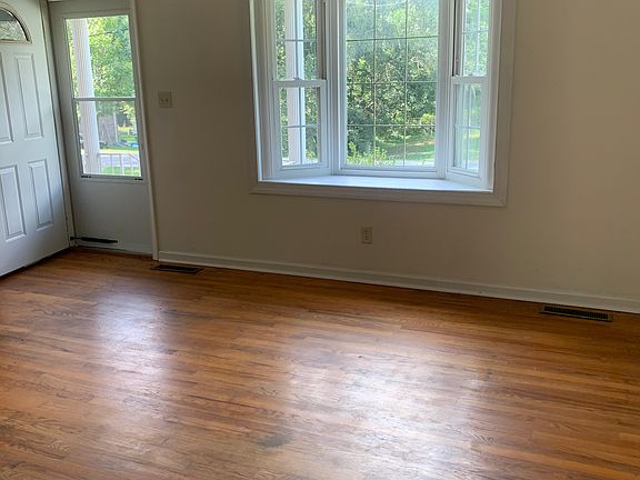 living room with bay window