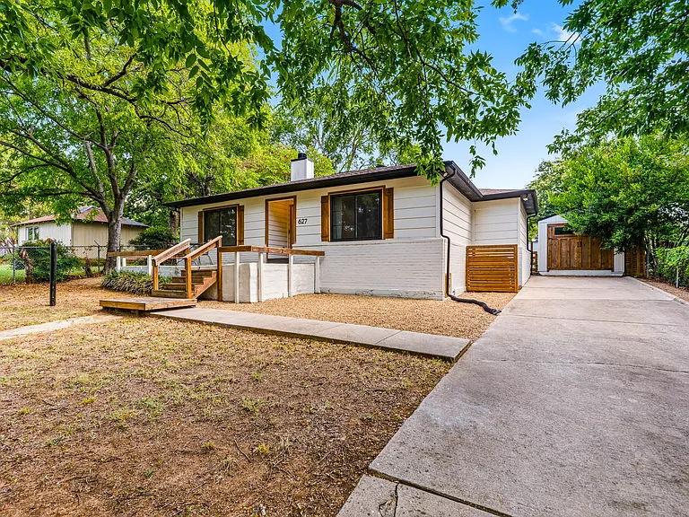 627 Francks Cir — Photo 20