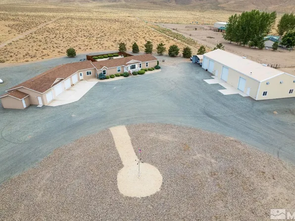55 Fox Ln, Yerington, NV 89447