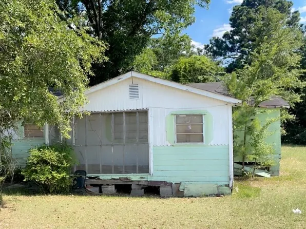 800 Ellis Rd, Elko, GA 31025