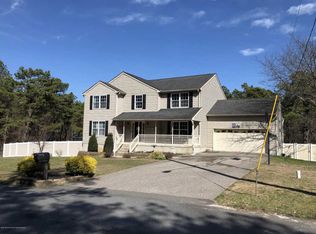 325 E End Ave, Bayville, NJ 08721