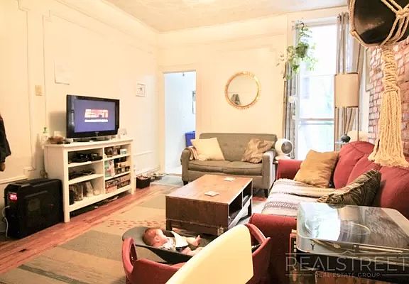 3rd image of 340 21st St APT 1R