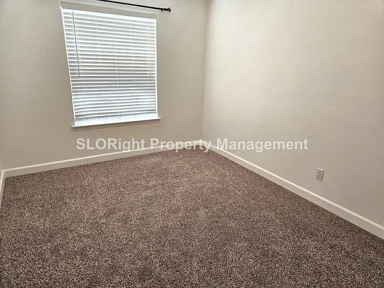 15 Corrietta Ct — Photo 9