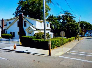 1046 Riverside Ave, Somerset, MA 02726