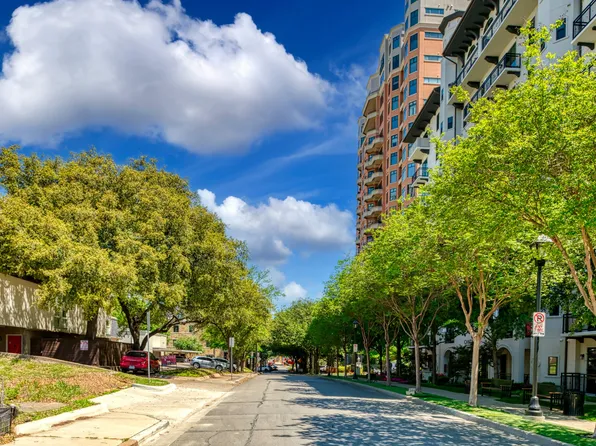 2711 Hood St #A, Dallas, TX 75219