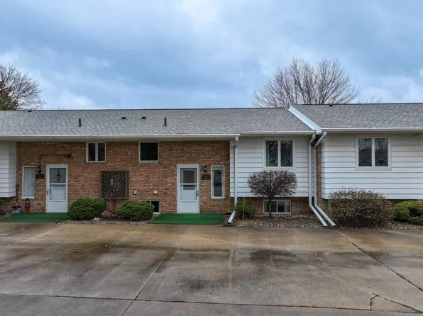 174 E 1st St, Imlay City, MI 48444