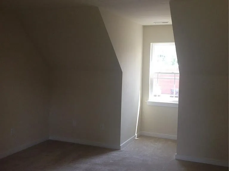 4816 Bethlehem Rd — Photo 8