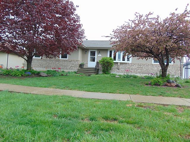 1st image of 373 Brink Dr