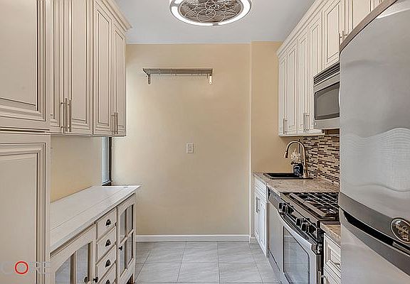 4th image of 77-11 35th Ave #6K