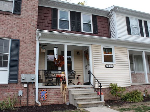 2nd image of 280 Angela Ln
