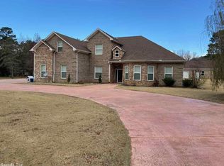 419 Old Military Rd, Conway, AR 72034