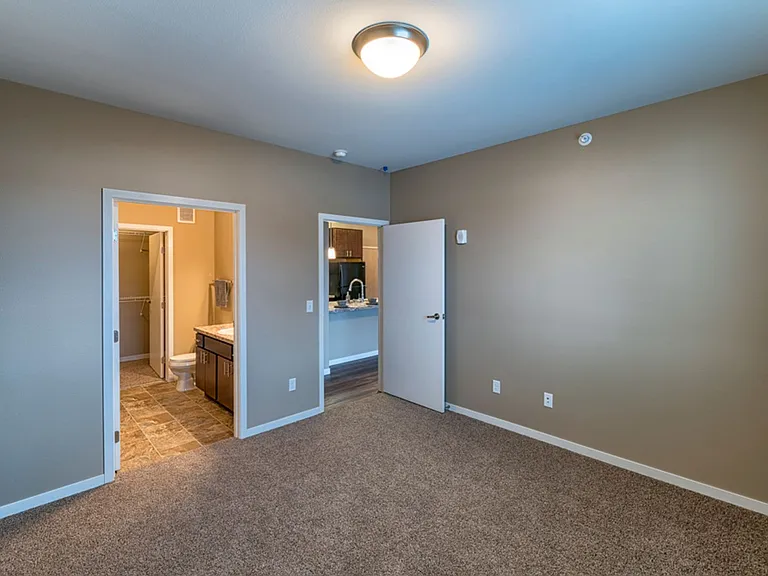 Stonecrest Apartments — Photo 42