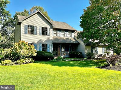321 Regent Dr, Lititz, PA, 17543