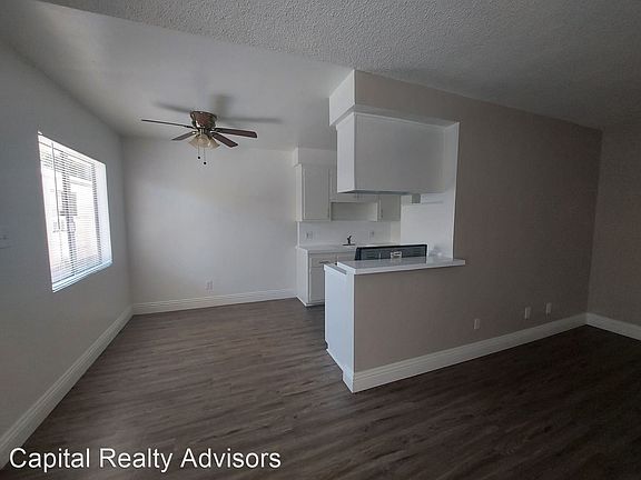 2nd image of 1940 Pine Ave #2