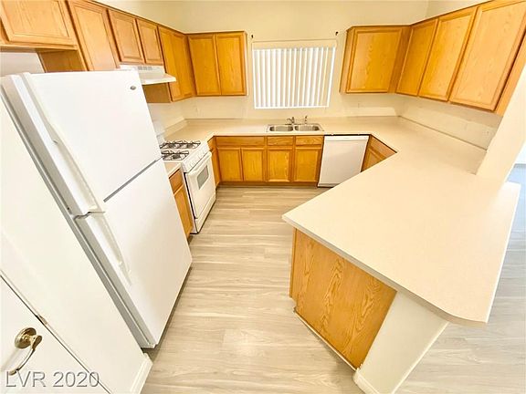 5th image of 9303 Gilcrease Ave Unit 1138