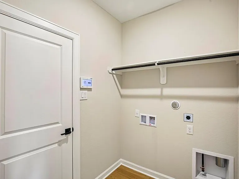 3085 Sorrento Hill Dr — Photo 22