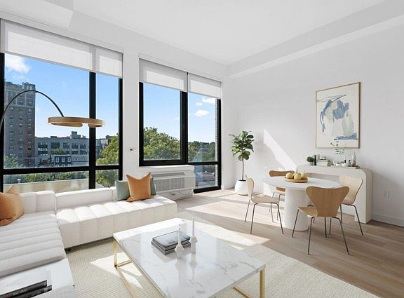 5th image of 55 Orchard St #3424