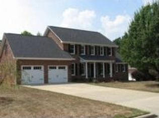 3323 Doral Ct, Burlington, NC 27215