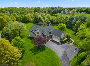 215 Van Zandt Rd, Skillman, NJ 08558