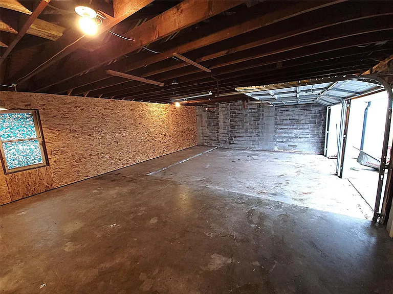 628 King St — Photo 6