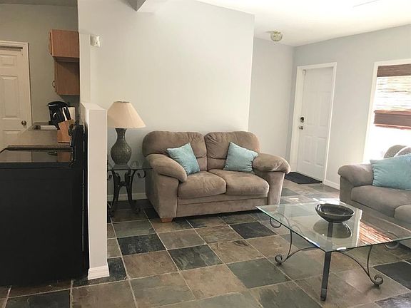 5th image of 405 Dunn Dr NE