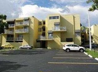 10801 SW 109th Ct APT D202, Miami, FL 33176