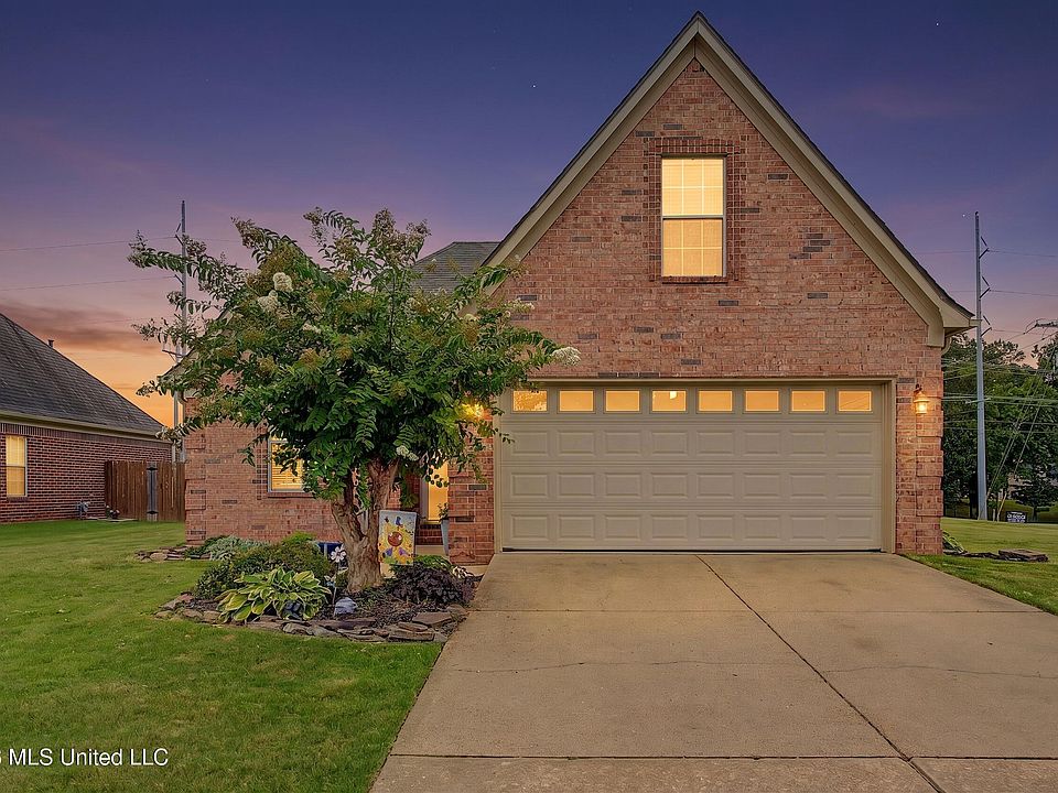 1st image of 5981 Sheffield Dr