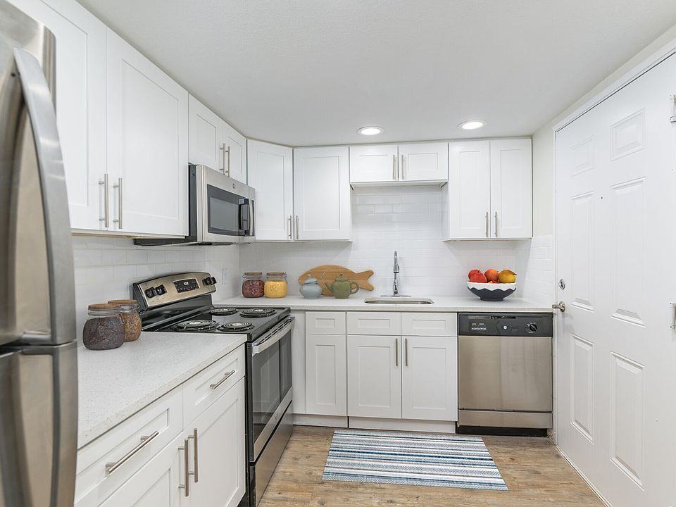 1st image of 201 Harbor City Pkwy APT D232