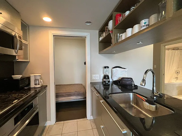 833 Seymour St #13 — Photo 7