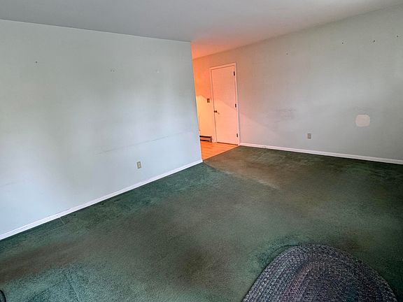 5th image of 37 Prospect Ave
