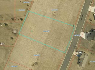 909 14th St NE, Montgomery, MN 56069